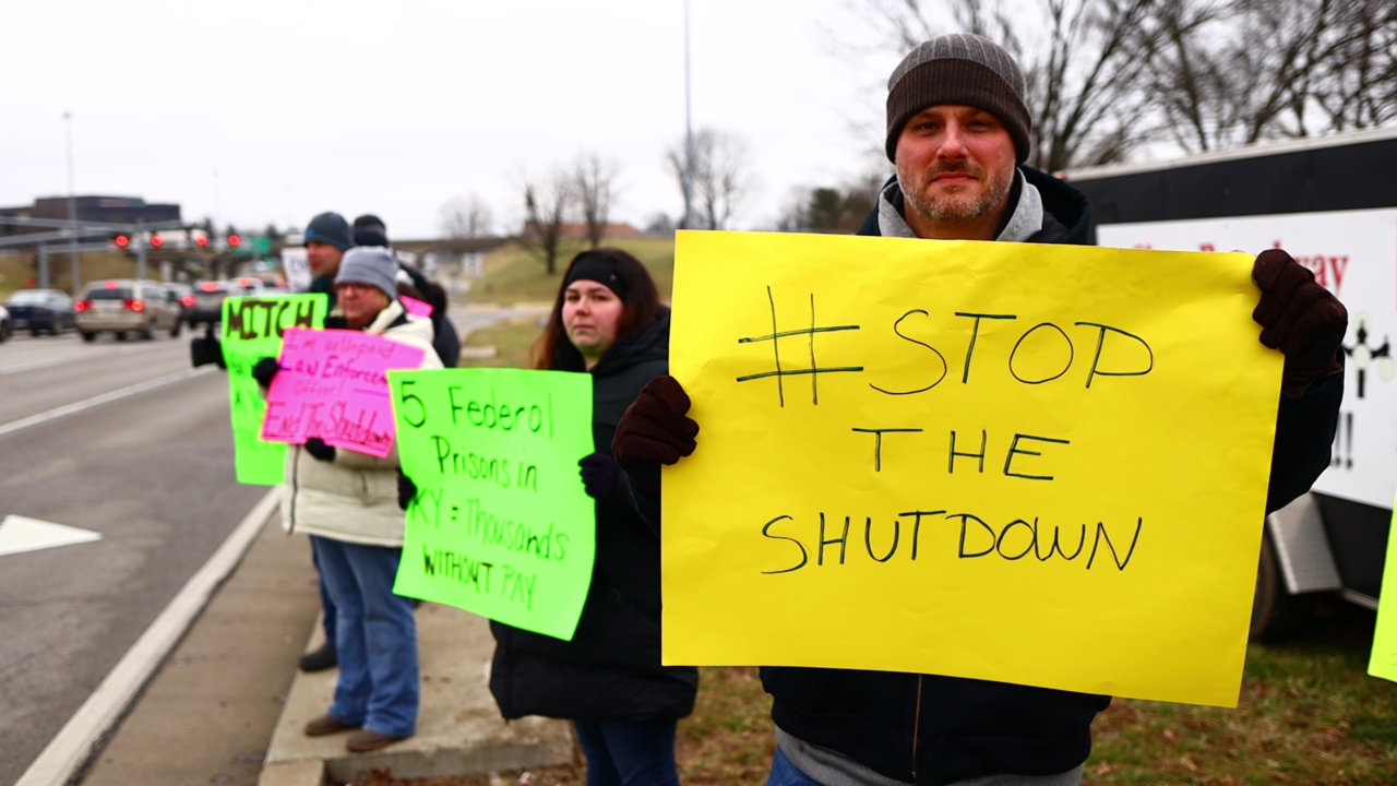 Mitch McConnell should do the obvious right thing, reopen the government