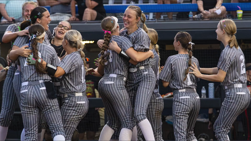 Slideshow: South Warren wins 2026 Softball State Tournament crown, defeating Bullitt East 8-0