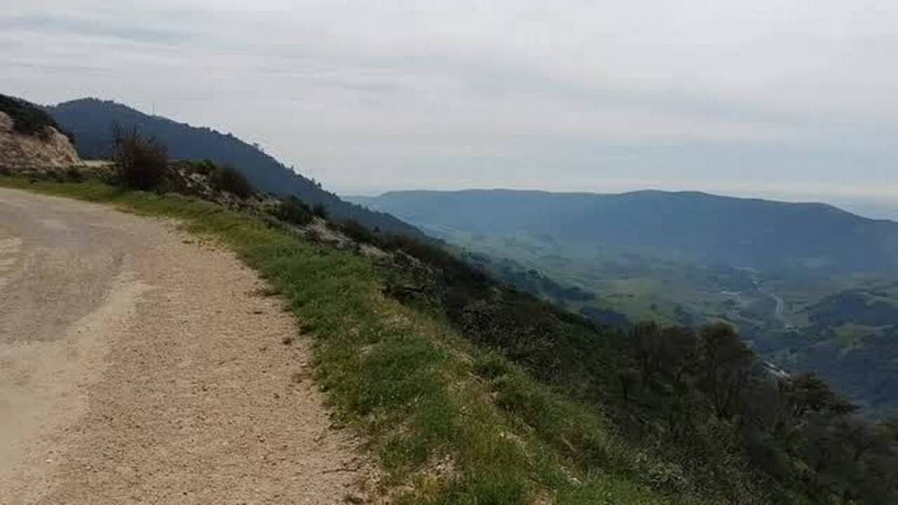 Hiking the East Cuesta Ridge and Mount Lowe trail in San Luis Obispo