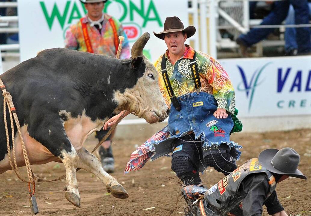 Fresno Famous: Inside the life of a rodeo bullfighter