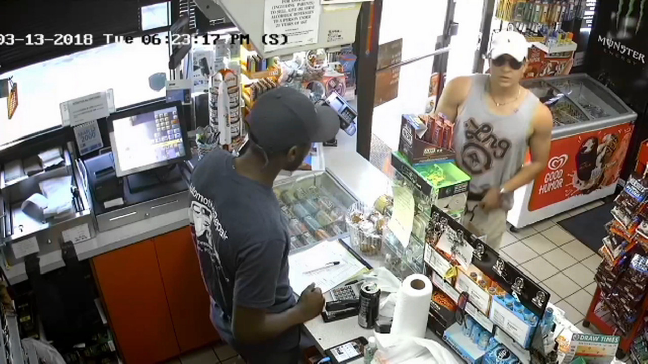 Police search for suspect who robbed gas station at gunpoint | Miami Herald