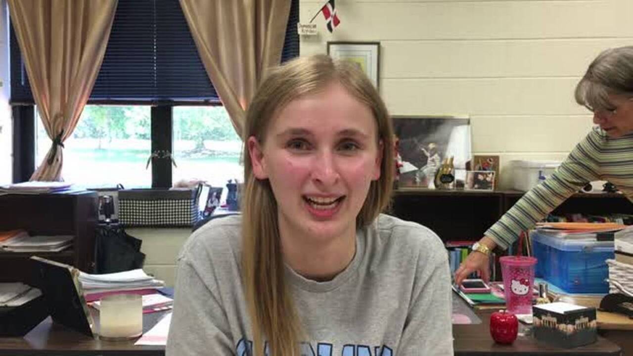 Despite hearing disability, she's trilingual