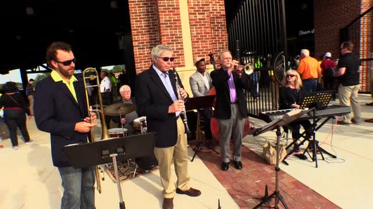 Columbia Fireflies home opener in the new Spirit Communications Park