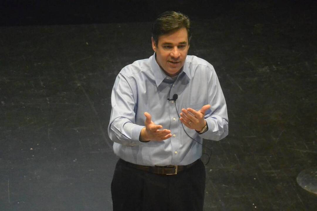 Labrador enters governor’s race unfazed by uproar over health care remarks