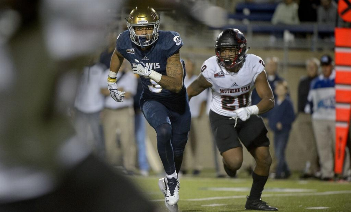 Only UC Davis recruited him. Now nation’s leading receiver has pros’ attention