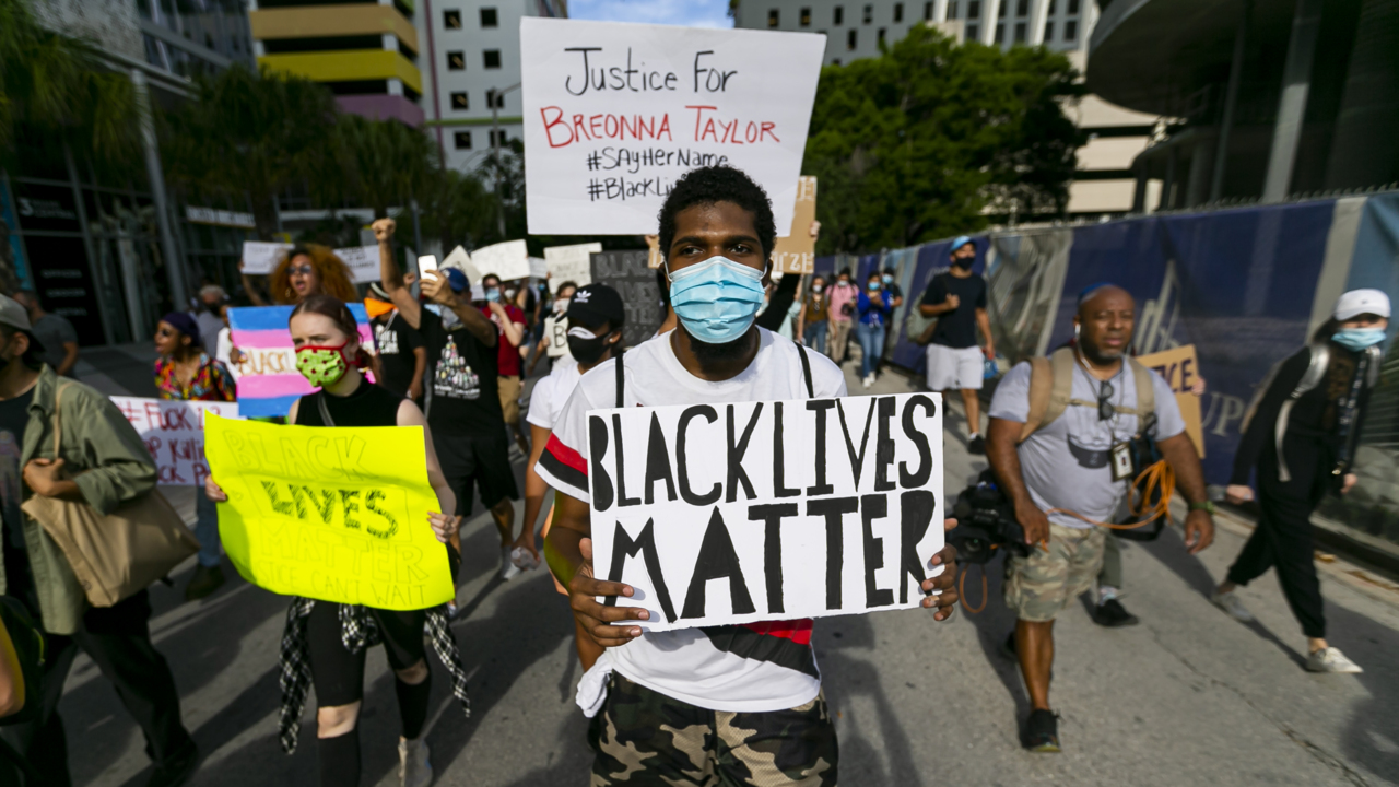 ‘My heart sunk.’ How Miami lawmakers are reacting to George Floyd’s death and protests