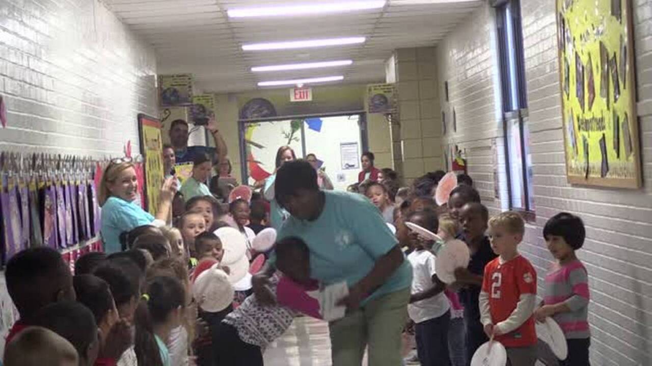 Parade, cheers for Ms. Sadie: Rock Hill school crossing guard wins Upstate honor