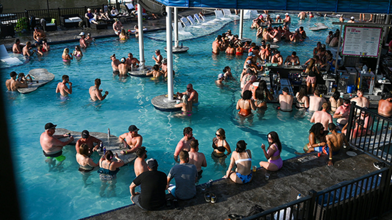 Tourism boom at Lake of the Ozarks good for business, but at what cost to locals?