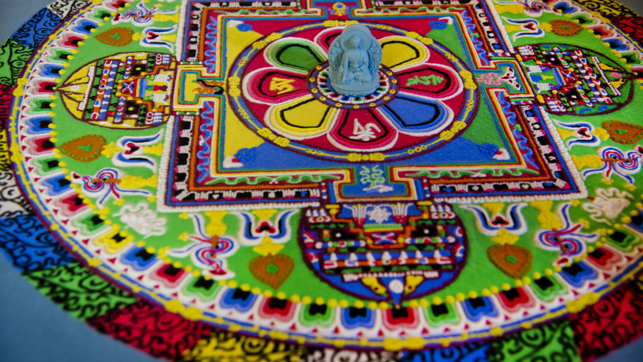 These monks spent days making an ornate sand mandala. Learn why – and watch them destroy it