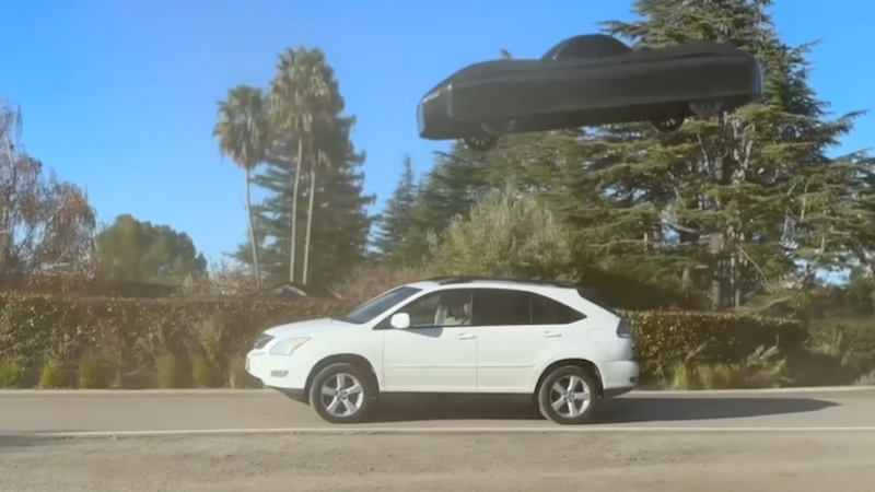 Airports in California agree to test flying car