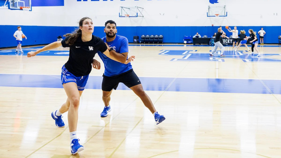 Swedish UK freshman Elsa Vadfors on Kenny Brooks, adjusting to DI basketball