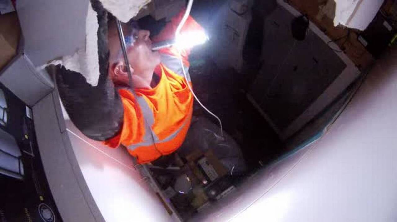 Teacher recognizes a burglary suspect. They went to school together – 40 years ago.