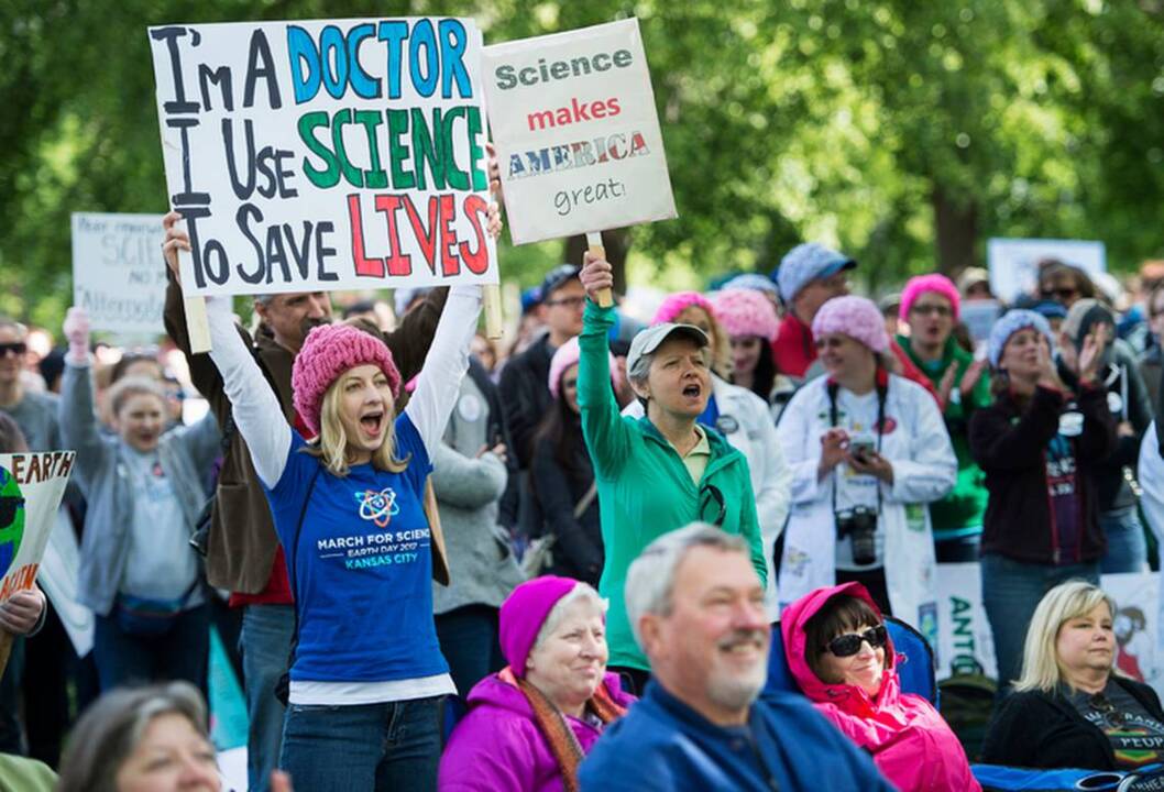 Science Parade Thousands participate in March For Science at Washington Square park ...