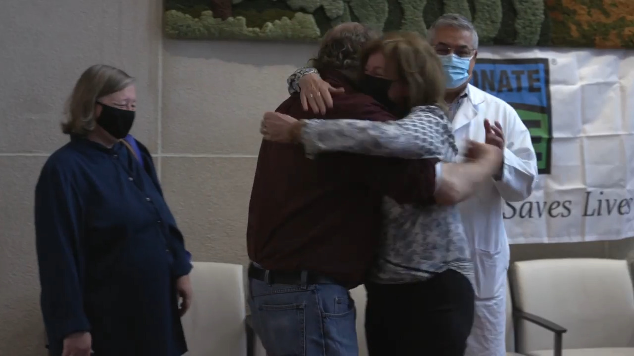 Organ donor and recipient meet for the first time