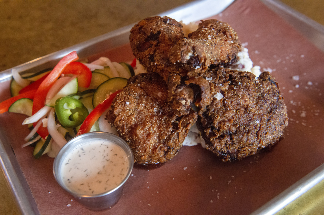 A Sunday dinner of chicken fried in barbecue drippings? Yes, please.
