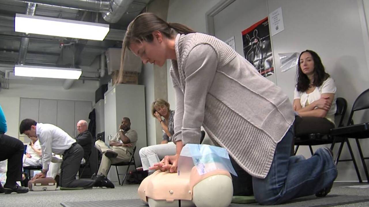 Despite high rates of cardiac arrest, many Americans still can’t perform CPR