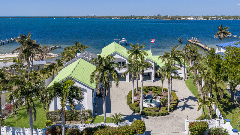 Ever seen the inside of multi-million dollar mansion? Here's one in Bradenton
