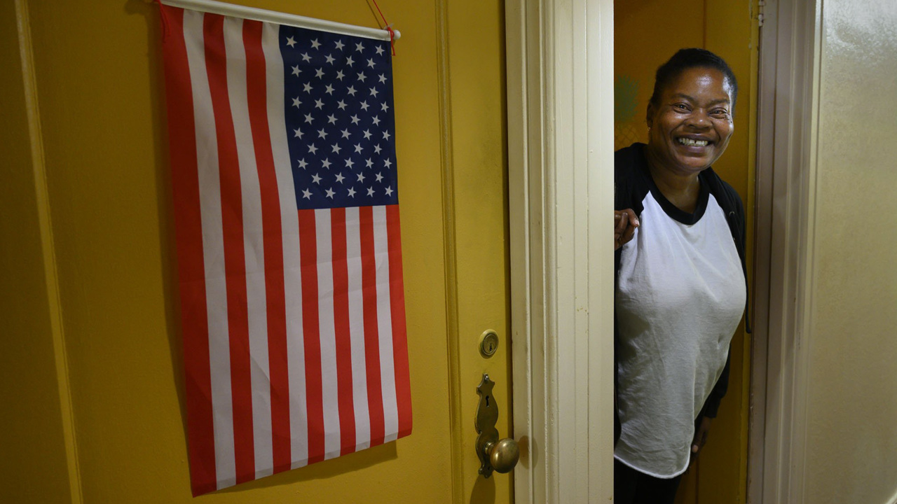 Capitol Park Hotel’s one holiday wish: Warm winter clothes for its homeless guests