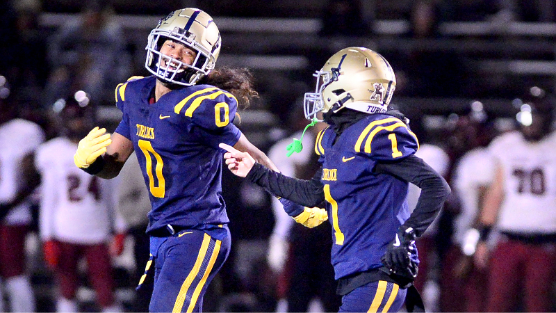 Turlock crushes Laguna Creek to earn quarterfinal matchup against Central Catholic