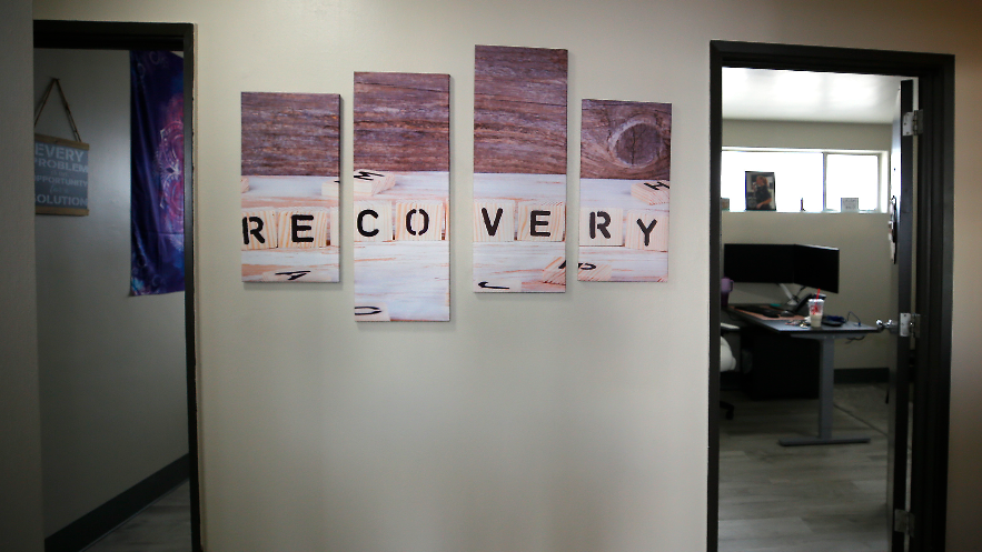 Benton County Adult Drug Court celebrates new office space