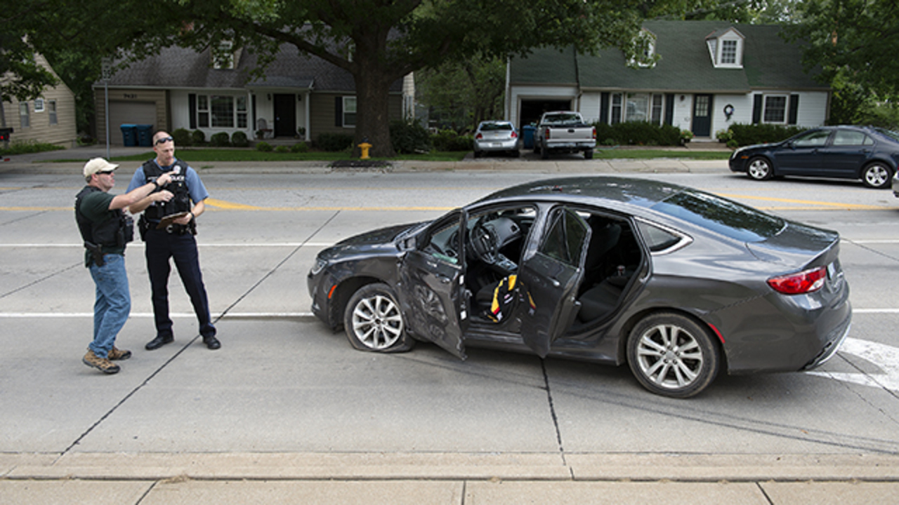 Police chases ends in Prairie Village with arrests of two suspects ...