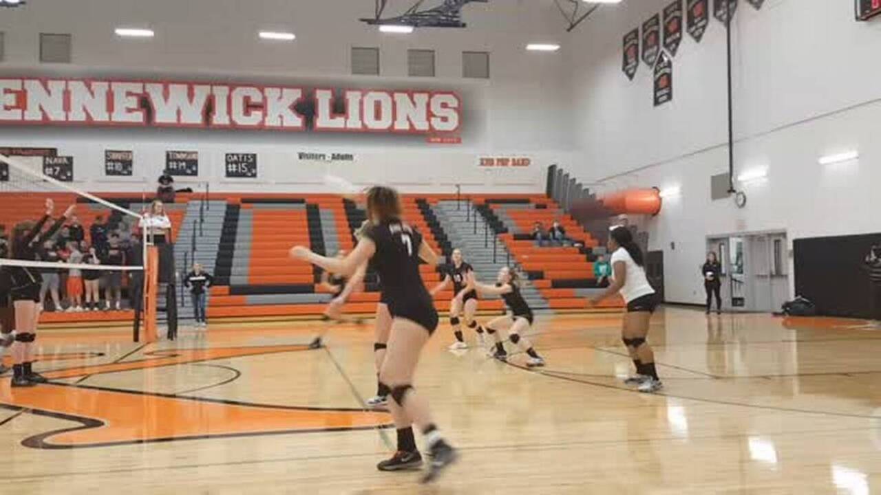 Kennewick volleyball keeps season alive with sweep of Rogers
