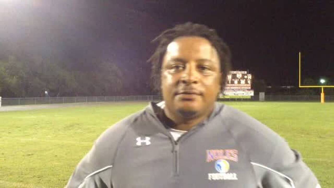 Southeast falls 33-14 in coach West’s debut against Nature Coast