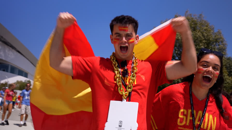 Joy for Spain fans in Los Angeles, Belgians shocked by Courtois' injury