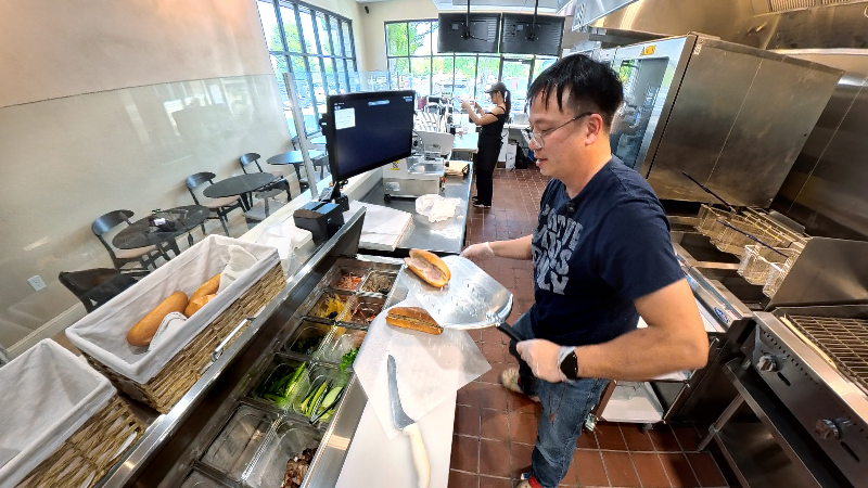 Authentic banh mi restaurant opens in Modesto