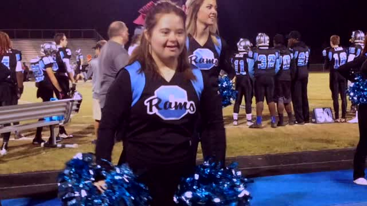 Cheerleader with Down syndrome has her last hurrah