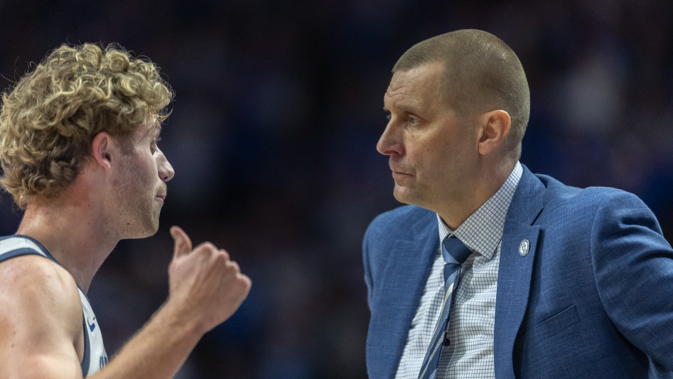 'You a bad motherf*****.' Mark Pope, Otega Oweh on Collin Chandler's clutch 3-pointer