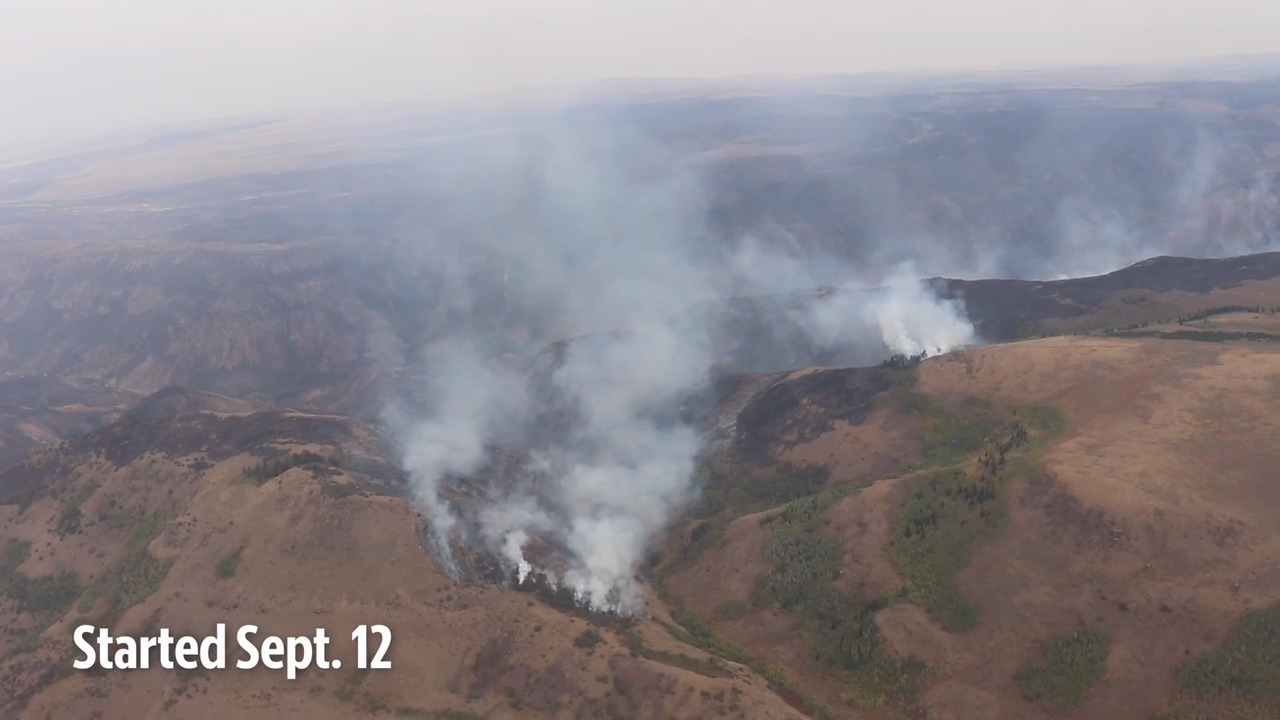 49.000-acre Badger fire from the air with Gov. Little