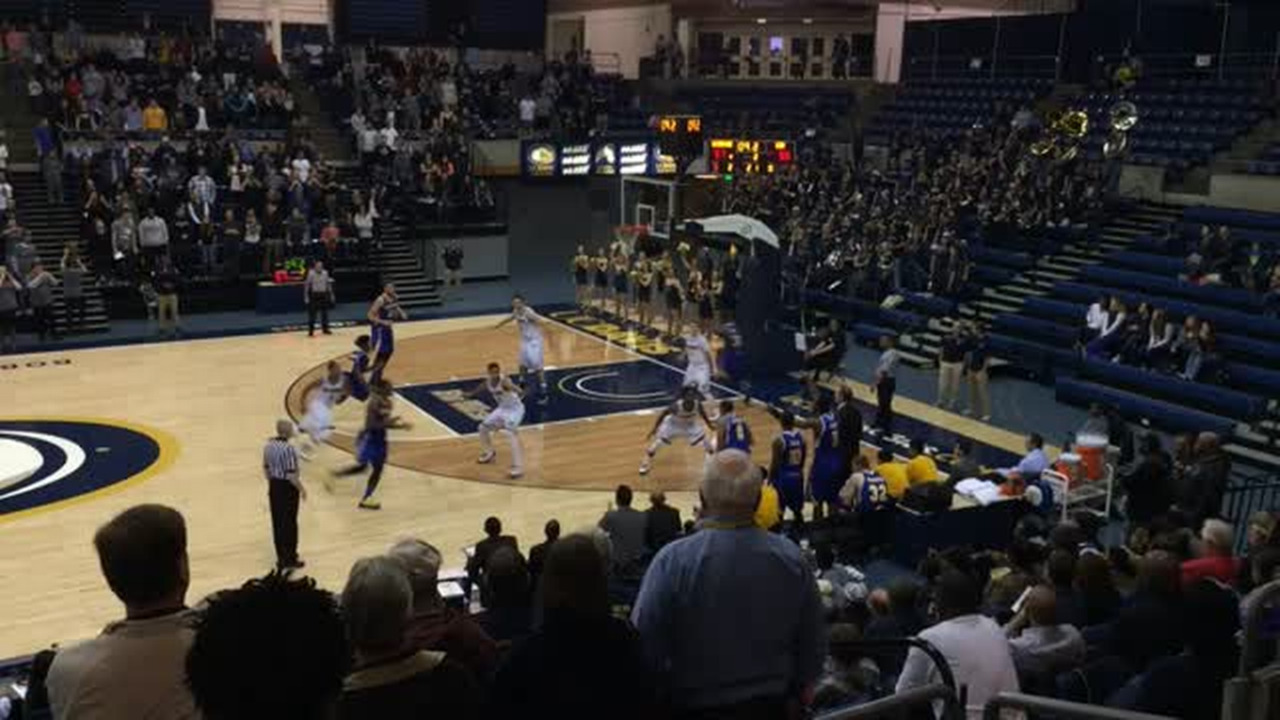 Video: UC Davis men defeat UC Riverside 58-55 at the Pavilion