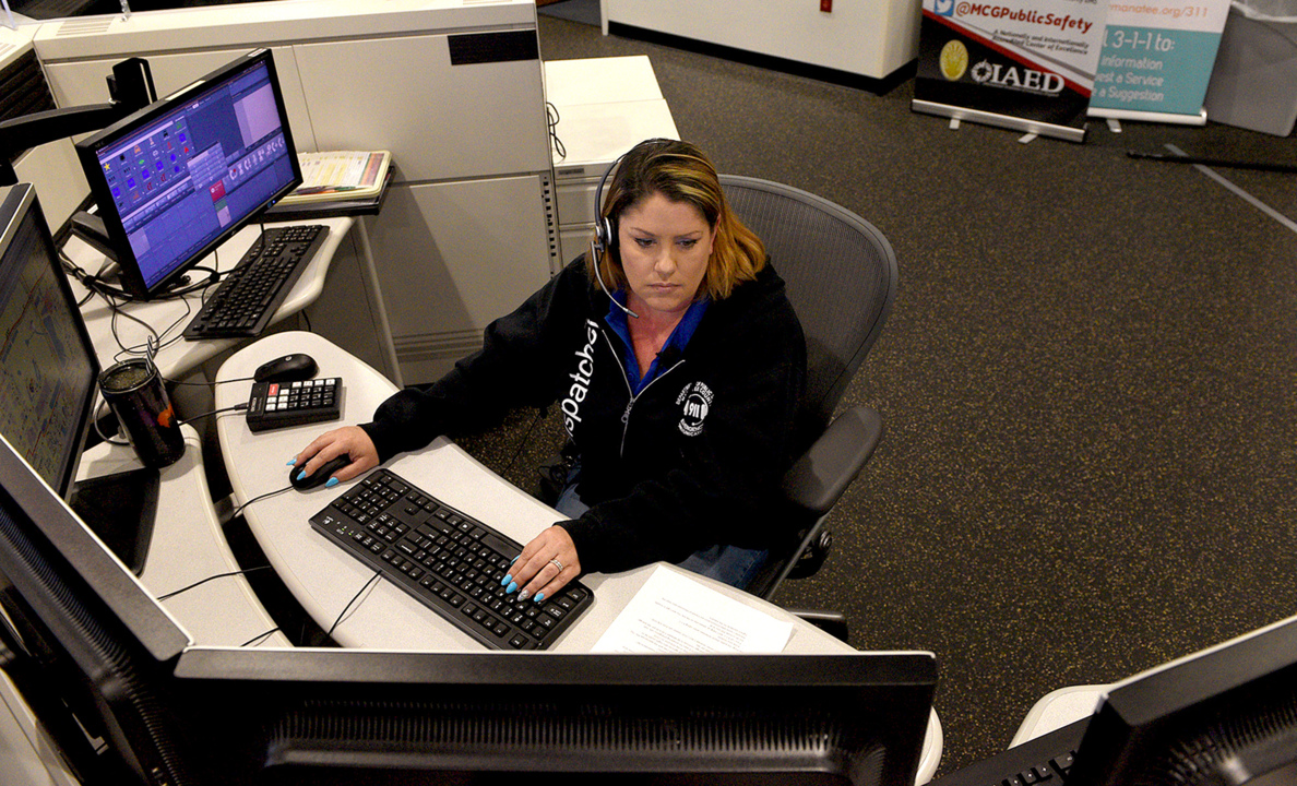 First contact when you call for help-a 911 operator talks about it