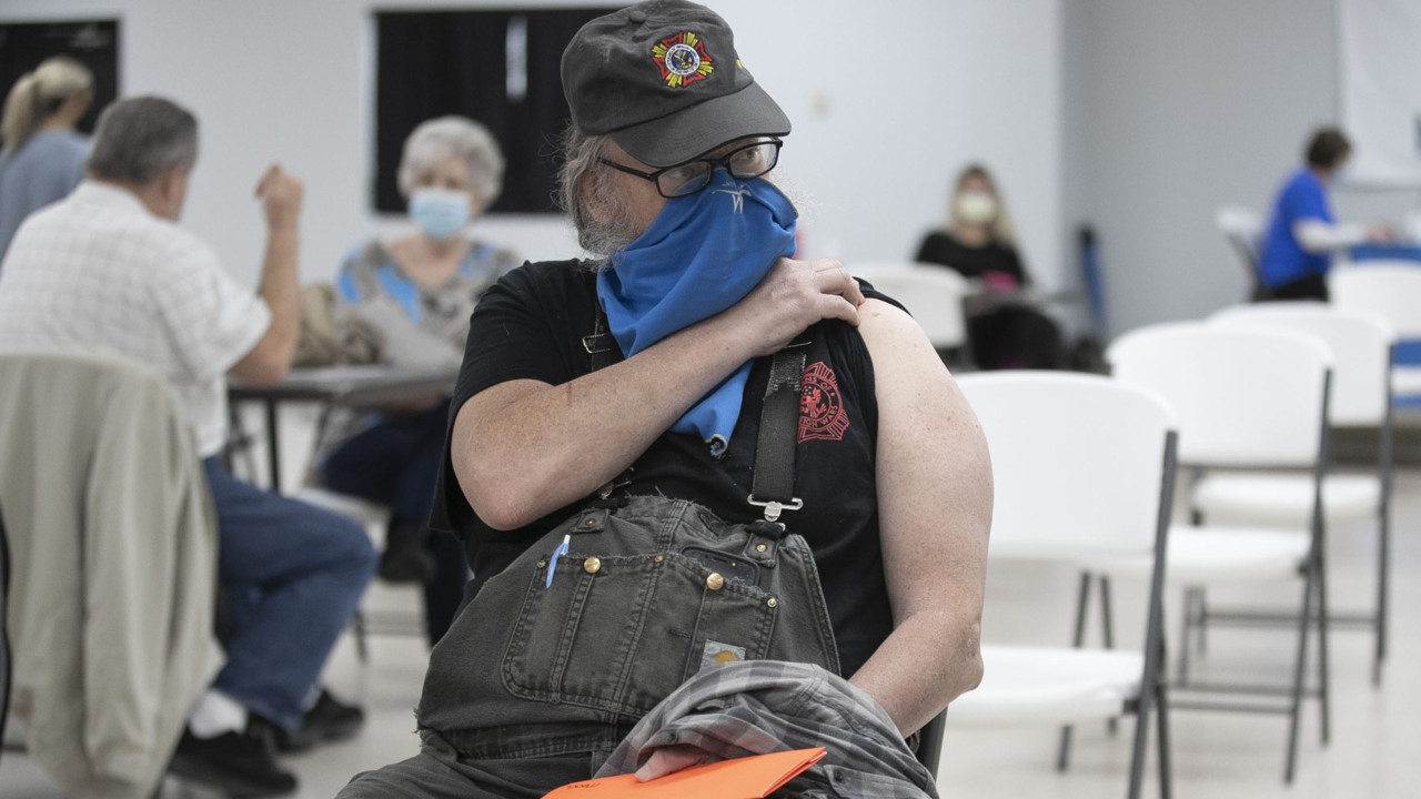 In small-town NC, thousands get vaccine quickly, efficiently and with much enthusiasm