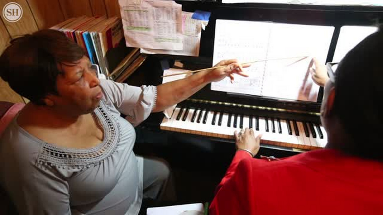 Gulfport music and piano teacher has touched thousands of lives