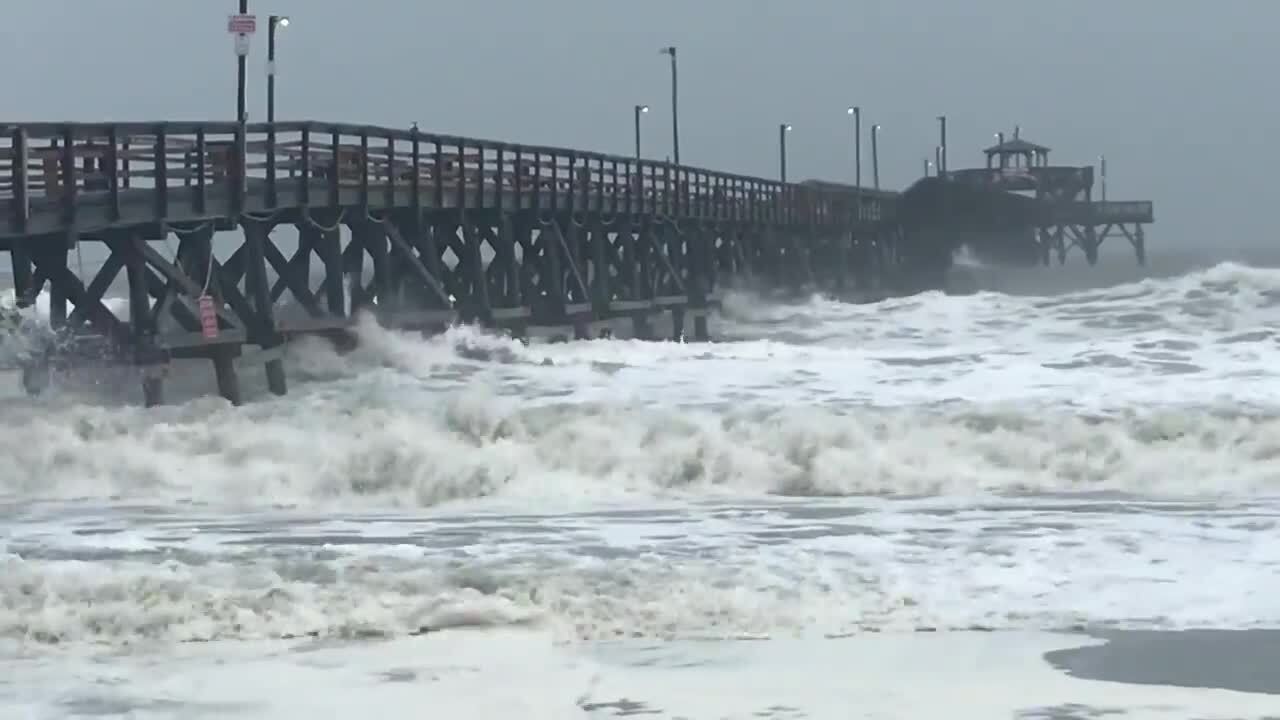 Hurricane Dorian live updates: Storm keeps pounding Grand Strand with heavy wind and rain