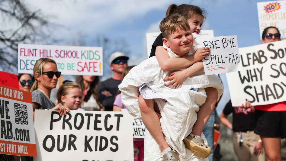 Anti-Silfab group gathers at Walter Elisha Park in Fort Mill