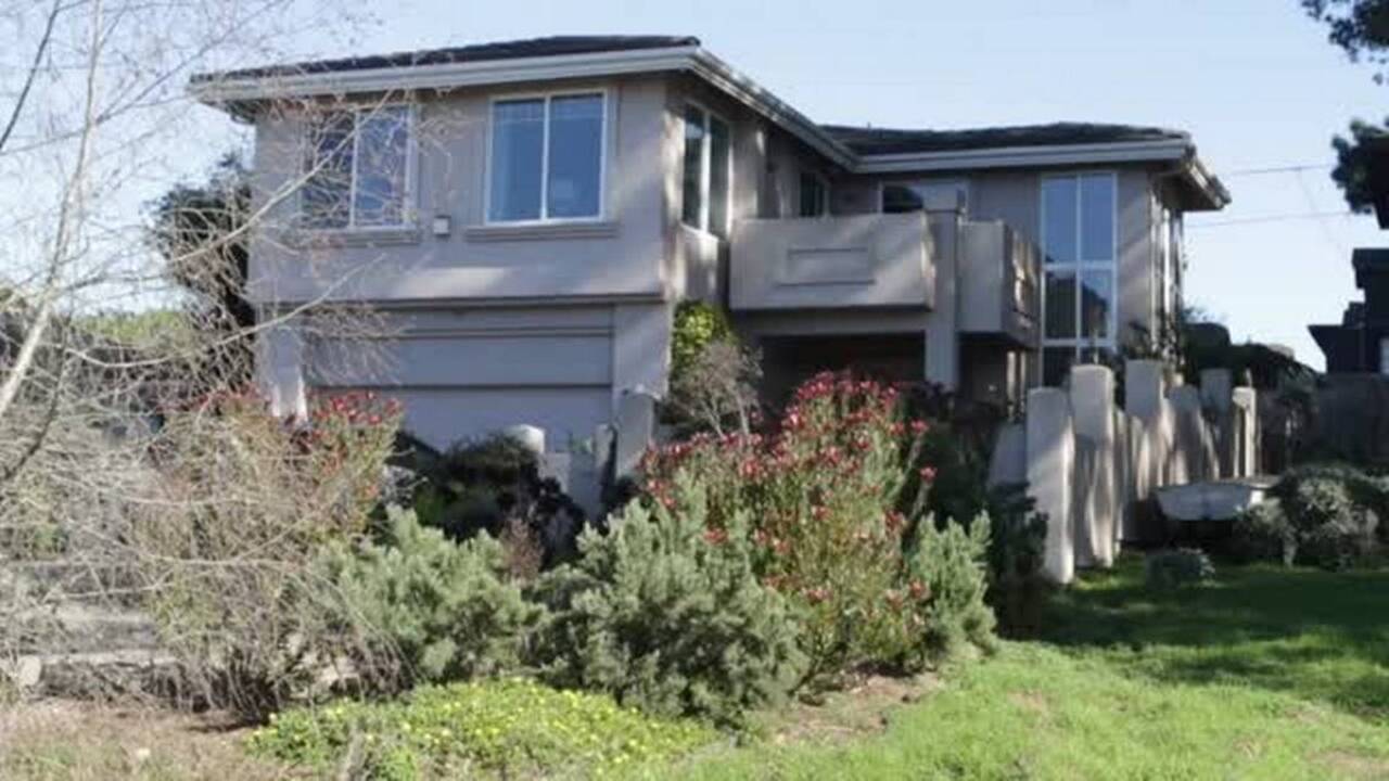 Tour a Mediterranean garden blooming in Morro Bay