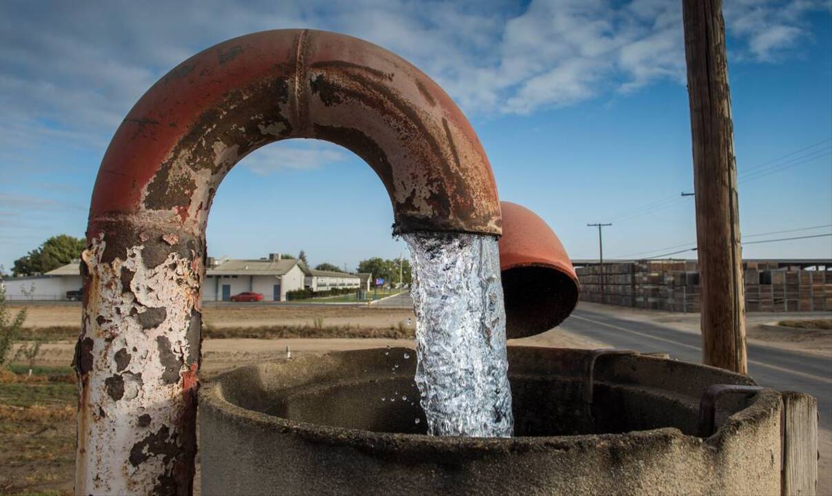The Central Valley is sinking as farmers drill for water. But it can be saved, study says