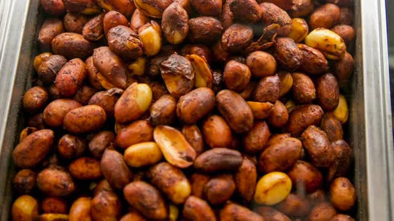 Treasure Magazine: City Peanut Shop