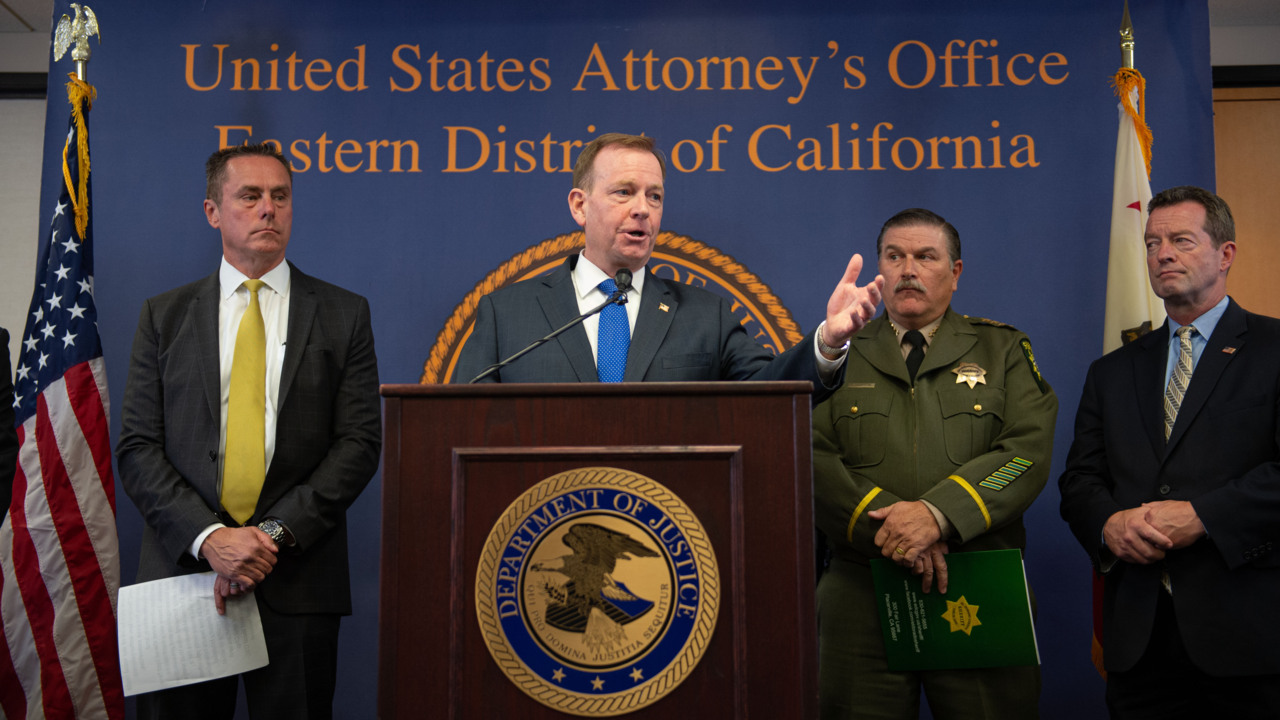 We grieve the death of a deputy. But don’t blame sanctuary laws for the loss