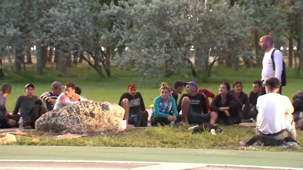 25 migrants from Cuba come ashore on Key Biscayne