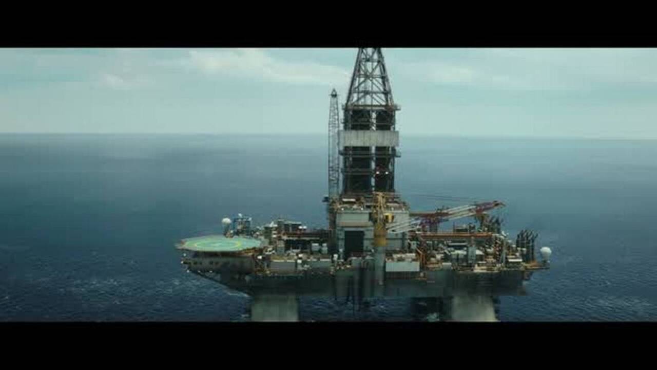 Watch the 'Deepwater Horizon' official movie trailer 