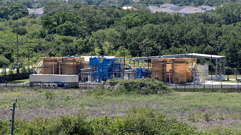 Manatee officials vote to extend injection well contract for Piney Point water
