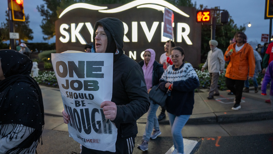 Watch employees and supporters picket Sky River Casino for a contract