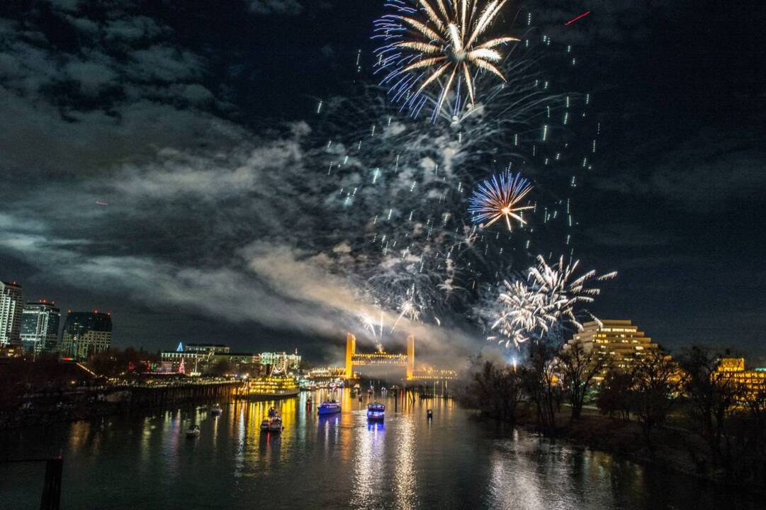 Watch New Year’s Eve fireworks light up the sky over Sacramento
