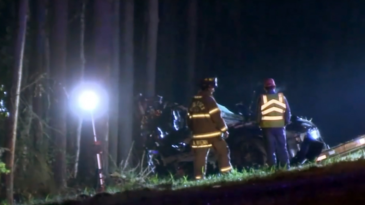Teen dies after car slams into tree: NC highway patrol | Raleigh News ...