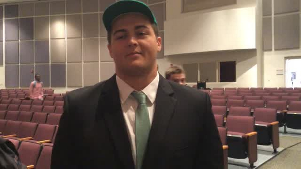 National Signing Day | 9 Braden River High football players sign college scholarships 