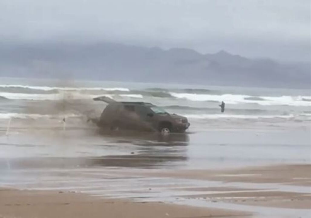 Driver whose SUV gets stuck at Oceano Dunes decides best way out is to floor it